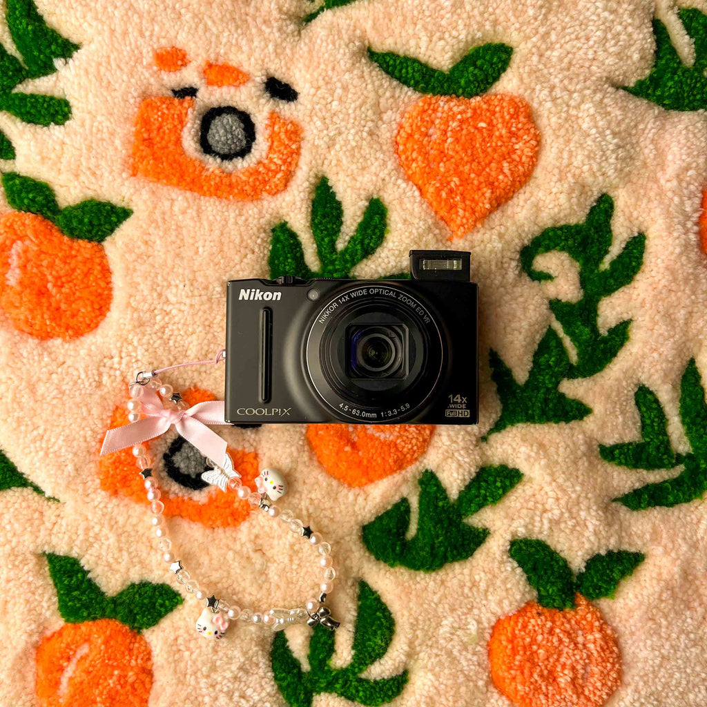 Nikon Coolpix S8200