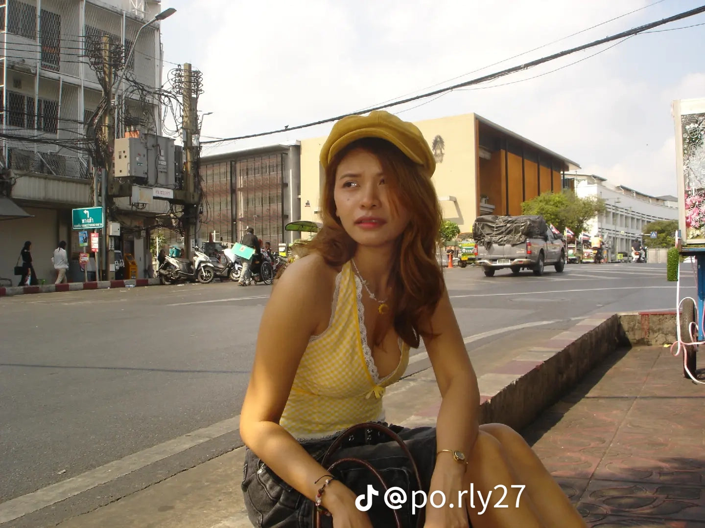 Sony Cyber-shot DSC-P100
