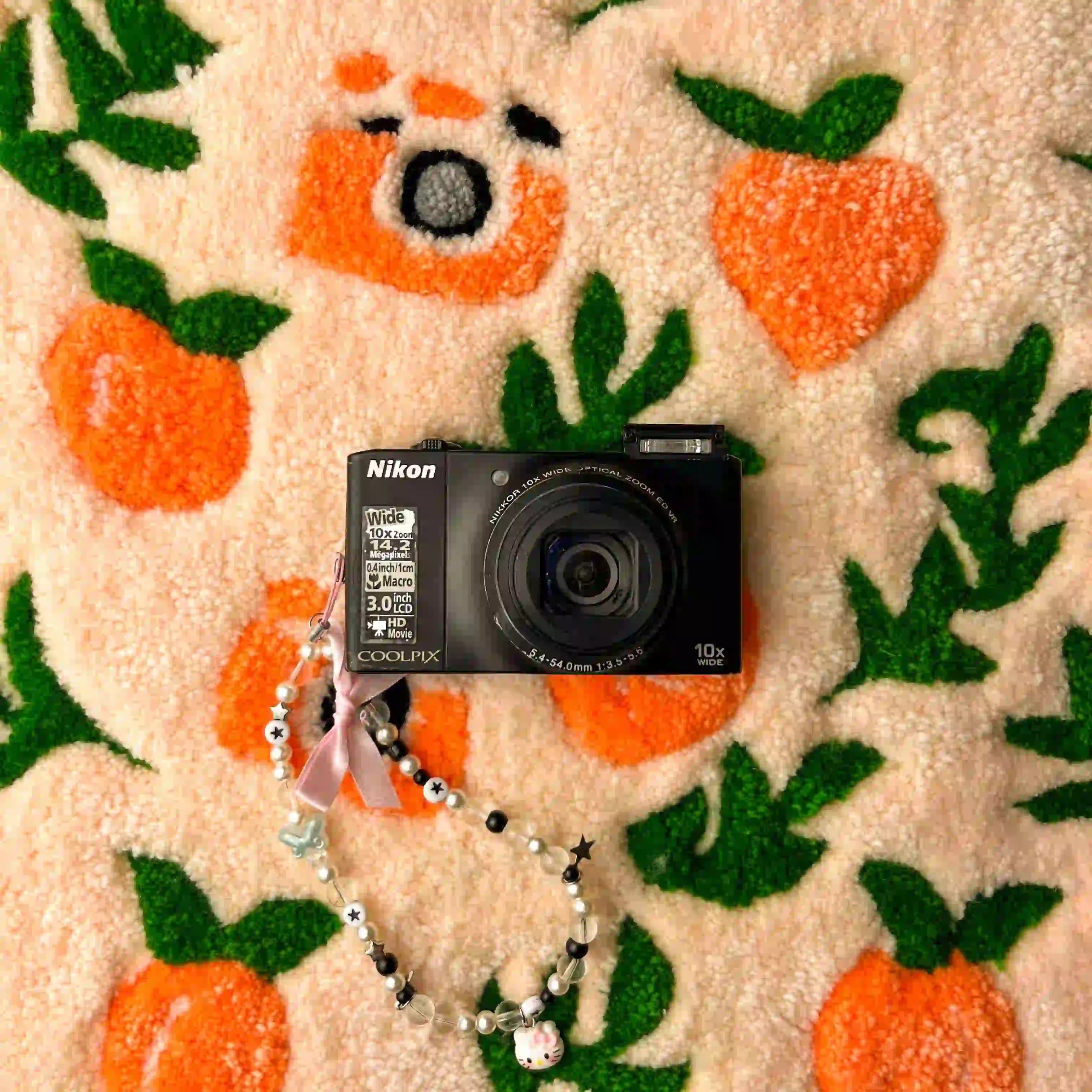 Nikon Coolpix S8000