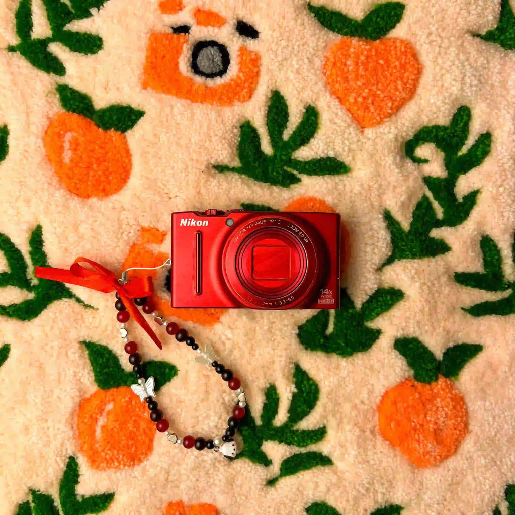 Nikon Coolpix S8200